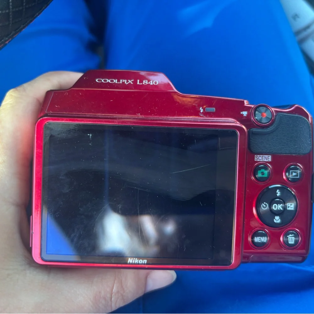 Nikon Coolpix Battery Operated Starting Cameraa